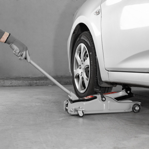 Домкрат гидравлический подкатной 2 т в пластиковом кейсе 85-330 мм. Low Profile Matrix по ценам производителя в Москве с доставкой по всей России