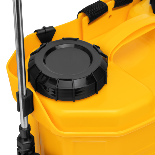 Опрыскиватель ранцевый аккумуляторный D-16LA, 16 л, 12 В, 8 Ач Denzel по ценам производителя в Москве с доставкой по всей России