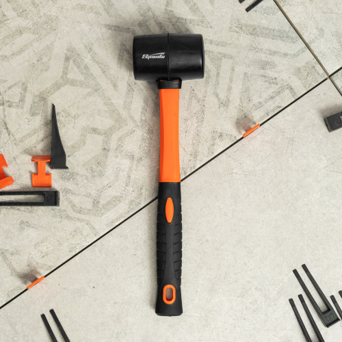 Киянка резиновая, 225 г, черная резина, фибергласовая рукоятка Sparta по ценам производителя в Москве с доставкой по всей России