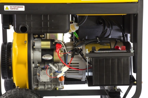 Генератор дизельный DD6300Е, 5.0 кВт, 220 В/50 Гц, 15 л, электростартер Denzel по ценам производителя в Москве с доставкой по всей России