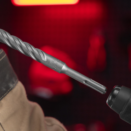 Бур по бетону, 18 x 600 мм, SDS PLUS c крестовой пластиной MATRIX по ценам производителя в Москве с доставкой по всей России