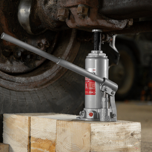 Домкрат гидравлический бутылочный, 8 т, высота подъема 230-457 мм Matrix по ценам производителя в Москве с доставкой по всей России