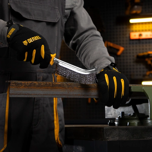 Щетка металлическая с пластмассовой ручкой, нержавеющая проволока DENZEL по ценам производителя в Москве с доставкой по всей России