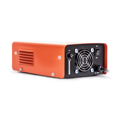 Зарядное устройство KVAZARRUS PowerBox 24/15R купить в Москве с доставкой по всей России | ProtosMarket.ru