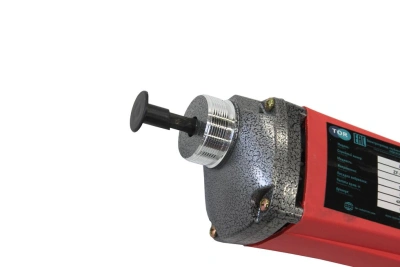 Электропривод портативный глубинного вибратора для бетона 0,8 кВт TOR ZТ-800-C по ценам производителя в Москве с доставкой по всей России