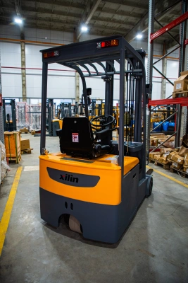 Погрузчик электрический трехопорный XILIN 1,5 т 3,5 м CPD15S-E сайдшифт купить в Москве с доставкой по всей России | ProtosMarket.ru