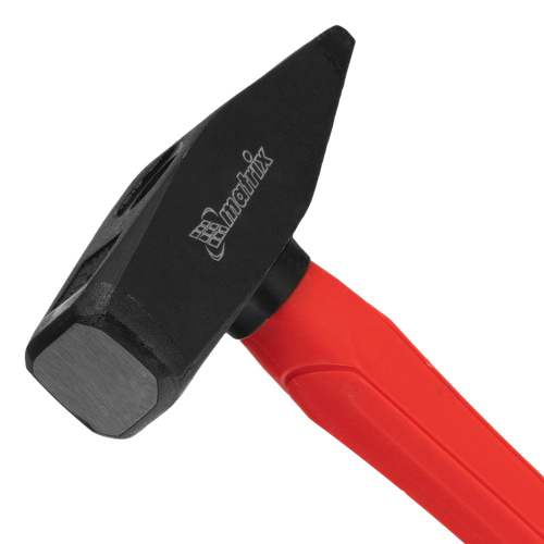 Молоток слесарный optimal, 600 г, фибергласовая обрезиненная рукоятка, квадратный боек Matrix по ценам производителя в Москве с доставкой по всей России