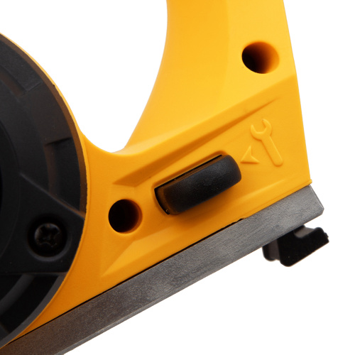 Рубанок электрический EP-82, 720 Вт, 82 мм Denzel по ценам производителя в Москве с доставкой по всей России