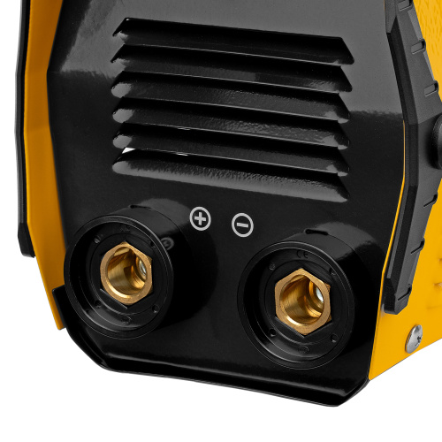 Аппарат инверторный дуговой сварки DS-230 Compact, 230 А, ПВ 70%, диаметр электрода 1.6-5 мм Denzel по ценам производителя в Москве с доставкой по всей России