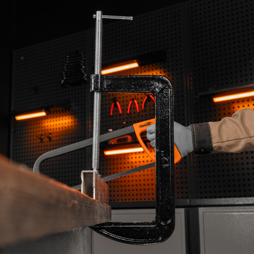 Струбцина G-образная, 300 мм Sparta по ценам производителя в Москве с доставкой по всей России