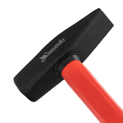 Молоток слесарный, 600 г, фибергласовая обрезиненная рукоятка Matrix по ценам производителя в Москве с доставкой по всей России