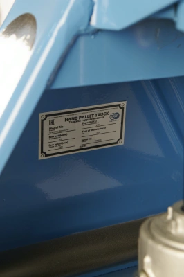 Тележка гидравлическая 2500 кг 1500 мм полиуретановые колеса TOR RHP(BF) PRO по ценам производителя в Москве с доставкой по всей России