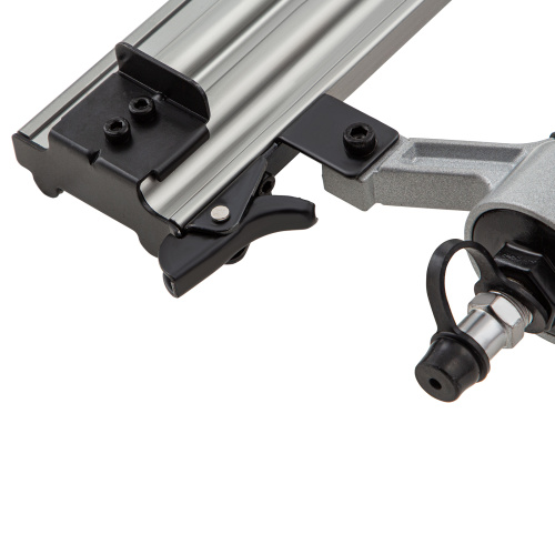 Нейлер пневматический для гвоздей от 10 до 50 мм Matrix по ценам производителя в Москве с доставкой по всей России