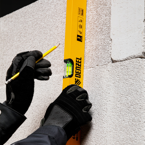 Уровень алюминиевый, 600 мм, фрезерованный, 3 глазка Denzel по ценам производителя в Москве с доставкой по всей России