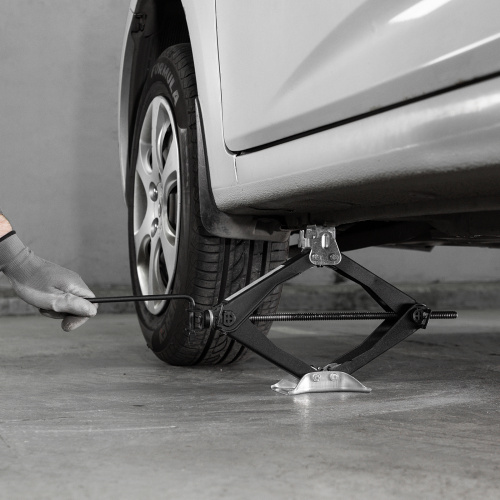 Домкрат ромбический винтовой универсальный ТУ 5.16-469-0213-04, 0,9 т, 100-395 мм Россия по ценам производителя в Москве с доставкой по всей России