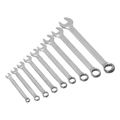 Набор инструментов, 1/2", 1/4", пластиковый кейс, 82 предмета Сибртех по ценам производителя в Москве с доставкой по всей России