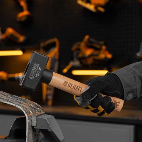 Кувалда, 1000 г, кованая головка, буковая рукоятка Denzel по ценам производителя в Москве с доставкой по всей России