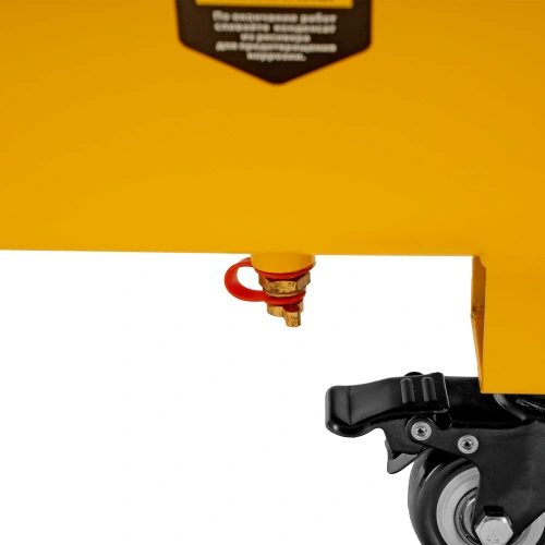 Компрессор безмасляный, малошумный  DLS 2250/100, 2250 Вт, 3x750, 100 л, 410 л/мин блок управления/ Denzel по ценам производителя в Москве с доставкой по всей России