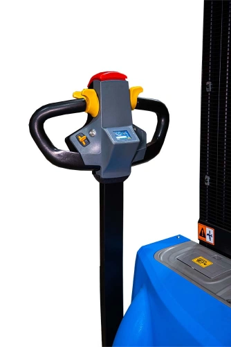 Штабелер самоходный 1,5 т 2,5 м TOR WS15H-2500SC PRO 24/85 В/Ач контр. скорости подъема по ценам производителя в Москве с доставкой по всей России