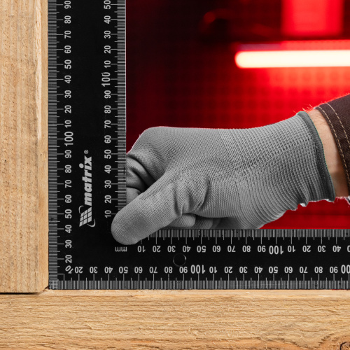 Угольник, 400 х 600 мм, цельнометаллический Matrix по ценам производителя в Москве с доставкой по всей России