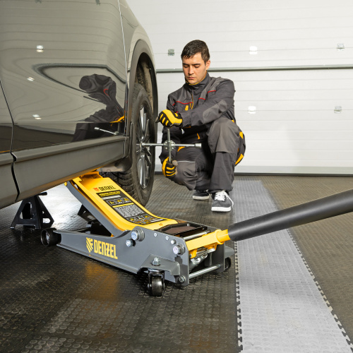 Домкрат гидравлический подкатной, 3 т, 85-610 мм, быстрый подъем, низ. подхват, проф, SUV Denzel по ценам производителя в Москве с доставкой по всей России