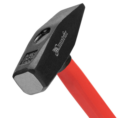 Молоток слесарный, 600 г, фибергласовая обрезиненная рукоятка Matrix по ценам производителя в Москве с доставкой по всей России