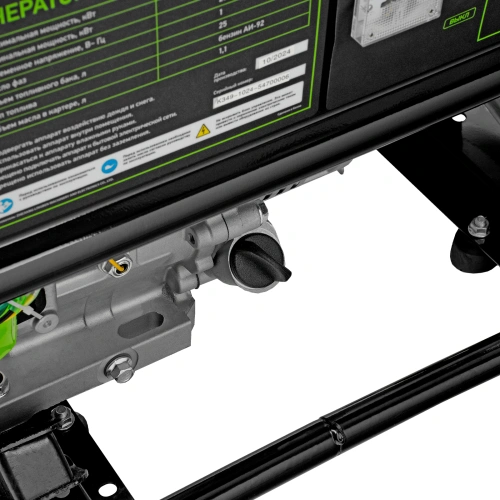 Генератор бензиновый БС-8000, 6,6 кВт, 230В, четырехтактный, 25 л, ручной стартер Сибртех по ценам производителя в Москве с доставкой по всей России