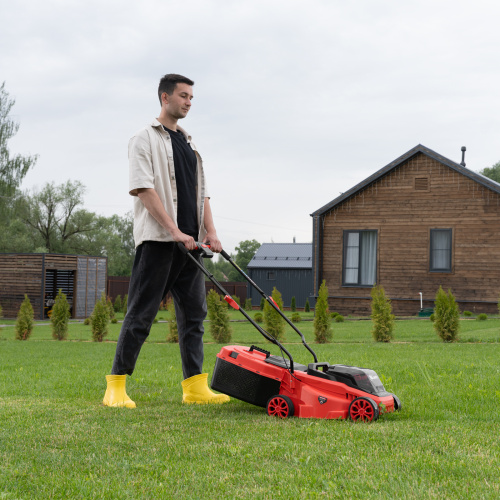 Газонокосилка аккумуляторная бесщеточная CLM-320, 320 мм, травосб. 30 л, Li-Ion, 20 В MTX по ценам производителя в Москве с доставкой по всей России