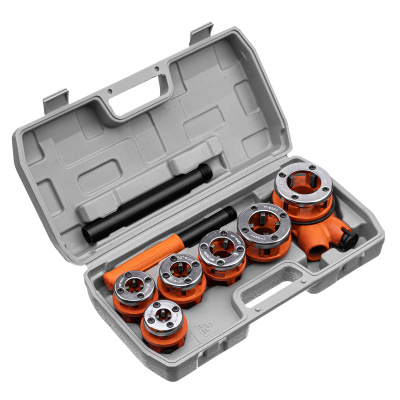 Набор клуппов 1/4-3/8-1/2-3/4-1-1.25", плашкодержатель с трещоткой, 9 предметов Sparta по ценам производителя в Москве с доставкой по всей России