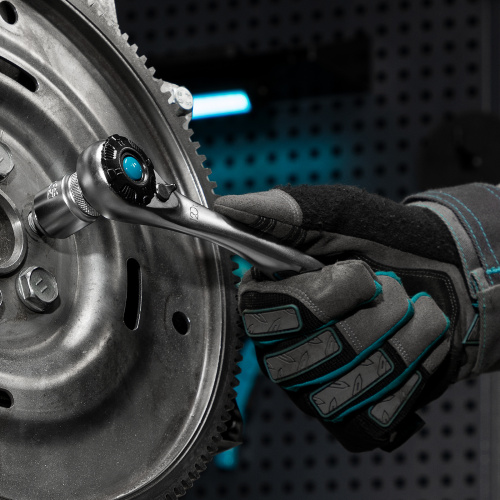 Набор торцевых головок, трещотка 120 зубьев, 3/8", CrV, 12 предметов Gross по ценам производителя в Москве с доставкой по всей России