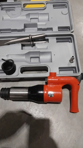 Молоток рубильный пневматический РМ-8МС по ценам производителя в Москве с доставкой по всей России