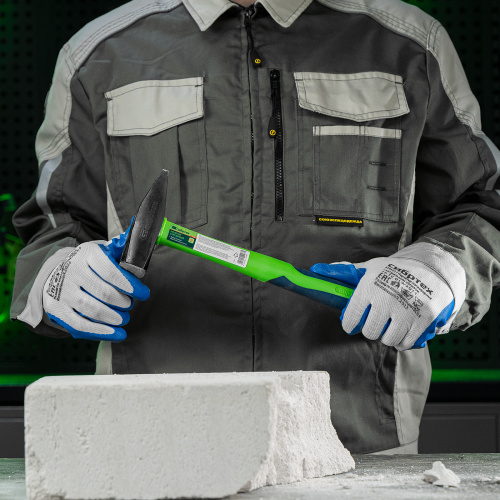 Молоток слесарный, 600 г, фибергласовая обрезиненная рукоятка Сибртех по ценам производителя в Москве с доставкой по всей России