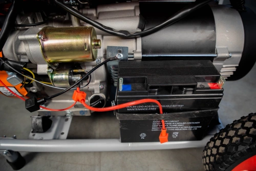 Генератор бензиновый 8,0 кВт 220В 27 л с электростартером и колесами TOR KM11000H по ценам производителя в Москве с доставкой по всей России