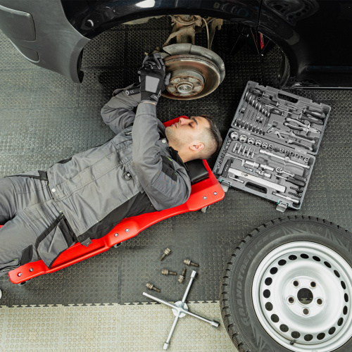 Лежак ремонтный на шести колесах, 1000 х 475 х 128 мм, пластиковый Matrix по ценам производителя в Москве с доставкой по всей России