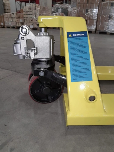 Тележка гидравлическая 2500 кг 1150 мм полиуретановые колеса TOR AC (серия J) по ценам производителя в Москве с доставкой по всей России