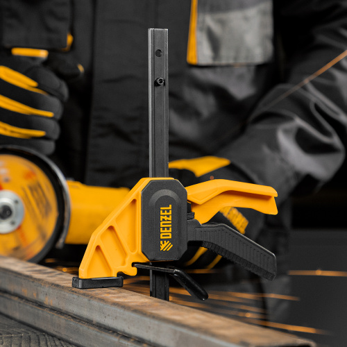 Струбцина F-образная, быстрозажимная, 150 х 55 мм, усиленный нейлоновый корпус Denzel по ценам производителя в Москве с доставкой по всей России