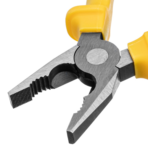 Плоскогубцы комбинированные Insulated, 200 мм, двухкомпонентные рукоятки Matrix Professional по ценам производителя в Москве с доставкой по всей России