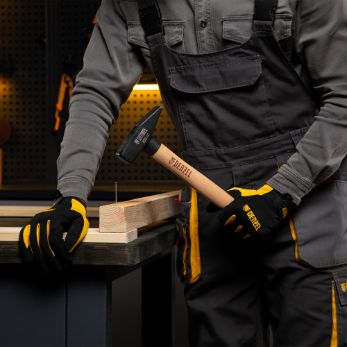 Молоток слесарный, 800 г, кованый квадратный боек, буковая рукоятка Denzel по ценам производителя в Москве с доставкой по всей России