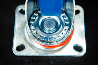 Колесо поворотное резина SRCLb 42 100 мм с тормозом (F) по ценам производителя в Москве с доставкой по всей России