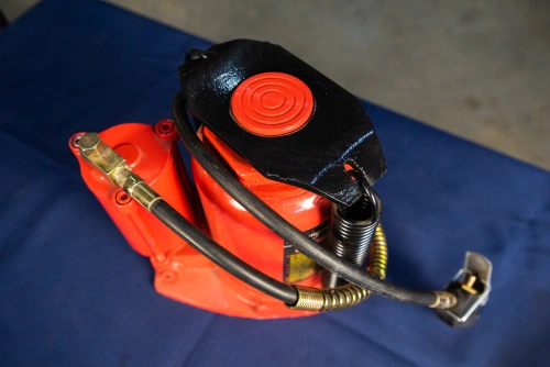 Домкрат пневмогидравлический TOR 35 т 250-400MM LT-D1035 по ценам производителя в Москве с доставкой по всей России