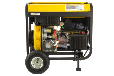 Генератор дизельный DD6300Е, 5.0 кВт, 220 В/50 Гц, 15 л, электростартер Denzel по ценам производителя в Москве с доставкой по всей России