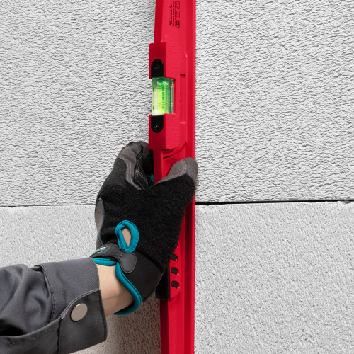 Уровень алюминиевый, 600 мм, литой, 2 глазка (1 фронтальный), ударная площадка Matrix по ценам производителя в Москве с доставкой по всей России