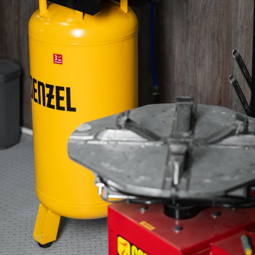 Компрессор воздушный BCV2200/100V, ременный привод , 2.3 кВт, 100 литров, 440 л/мин Denzel по ценам производителя в Москве с доставкой по всей России