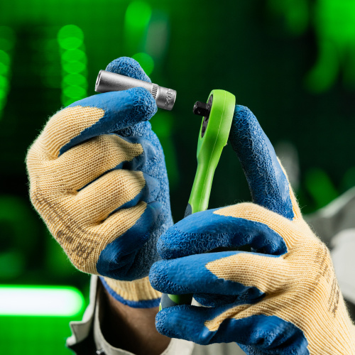 Ключ-трещотка 1/4", CrV, 72 зуба, с быстрым сбросом Сибртех по ценам производителя в Москве с доставкой по всей России