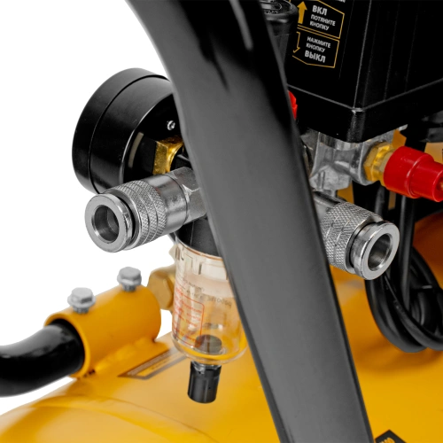 Компрессор безмасляный, малошумный DLS 1800/100,1800 Вт, 3x600, 100 л, 345 л/мин Denzel по ценам производителя в Москве с доставкой по всей России