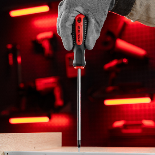 Отвертка Fusion, PH2 х 150 мм, CrV, трехкомпонентная рукоятка "Anti slip" Matrix по ценам производителя в Москве с доставкой по всей России