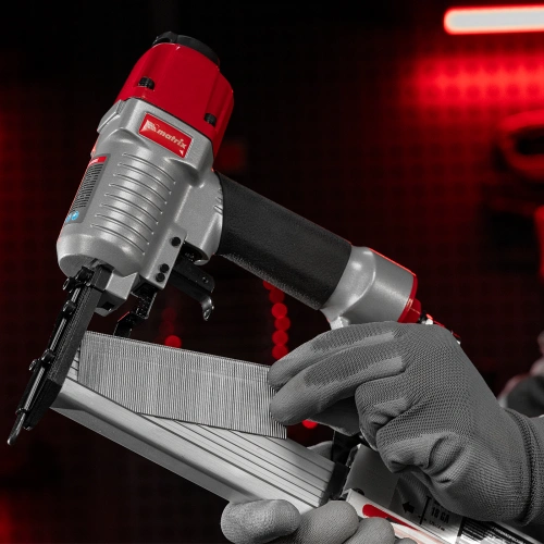 Нейлер-степлер пневматический 2 в 1, с регулировкой глубины забивания, гвозди 18GA, скобы 18GA Matrix по ценам производителя в Москве с доставкой по всей России