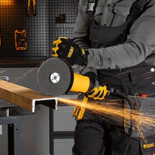 Машина шлифовальная угловая AG150-1500, 1500 Вт, 150 мм, 8500 об/мин Denzel по ценам производителя в Москве с доставкой по всей России