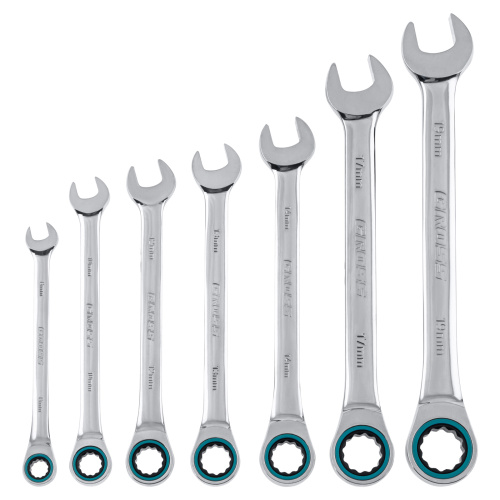 Набор ключей комбинированных с трещоткой, 8-19 мм, 7 шт, CrV Gross по ценам производителя в Москве с доставкой по всей России