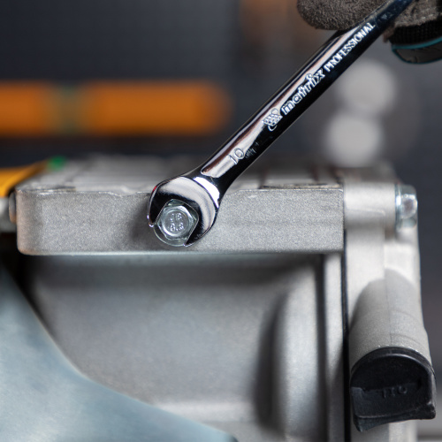 Набор ключей комбинированных, трещоточных шарнирных 22 шт. Matrix по ценам производителя в Москве с доставкой по всей России